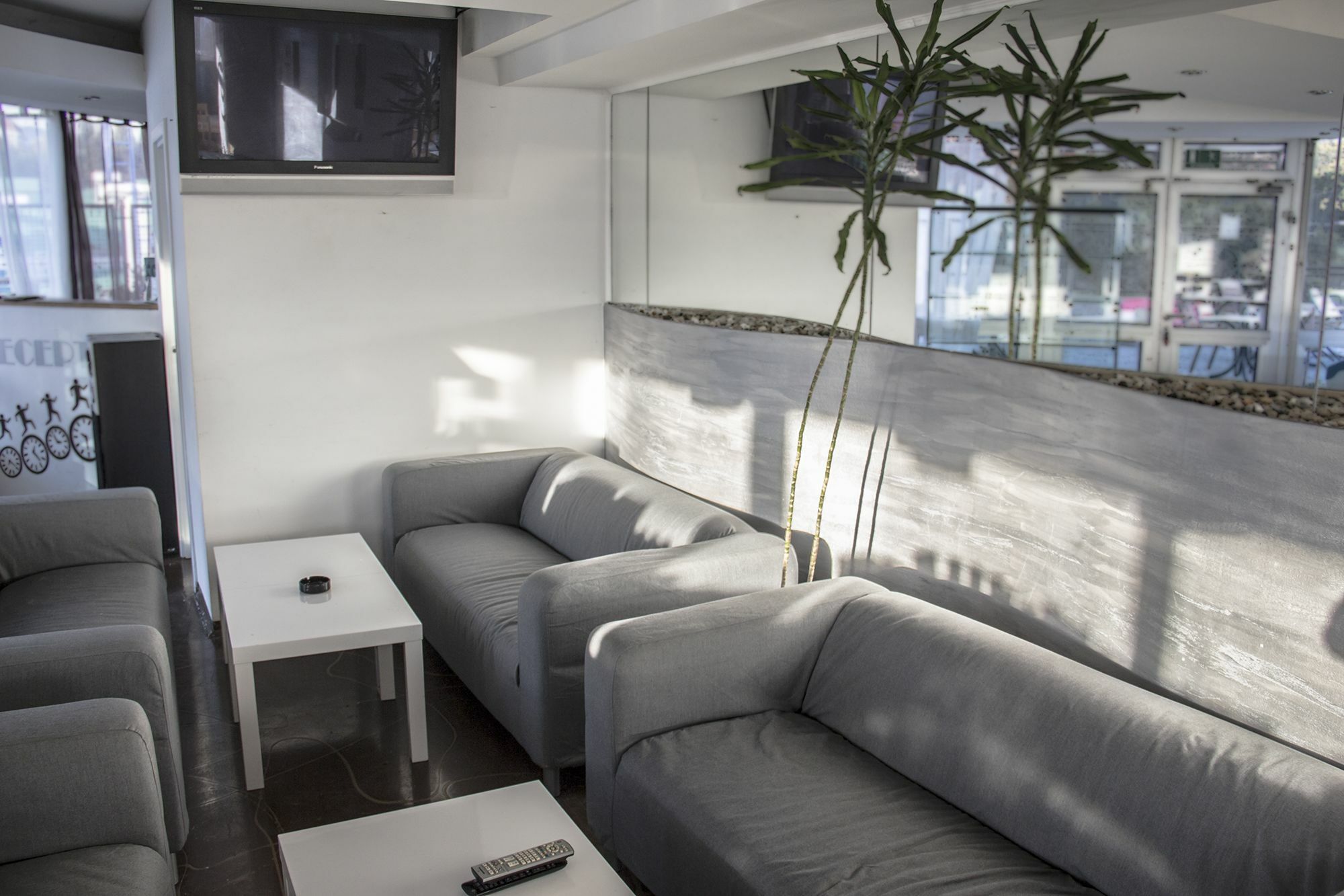 Hostel Poolside Zagreb Extérieur photo